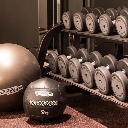 Virgin Hotels Εδιμβούργο Εξωτερικό φωτογραφία Dumbbells and exercise balls