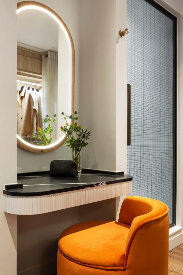 Virgin Hotels Εδιμβούργο Εξωτερικό φωτογραφία A bathroom in a hotel