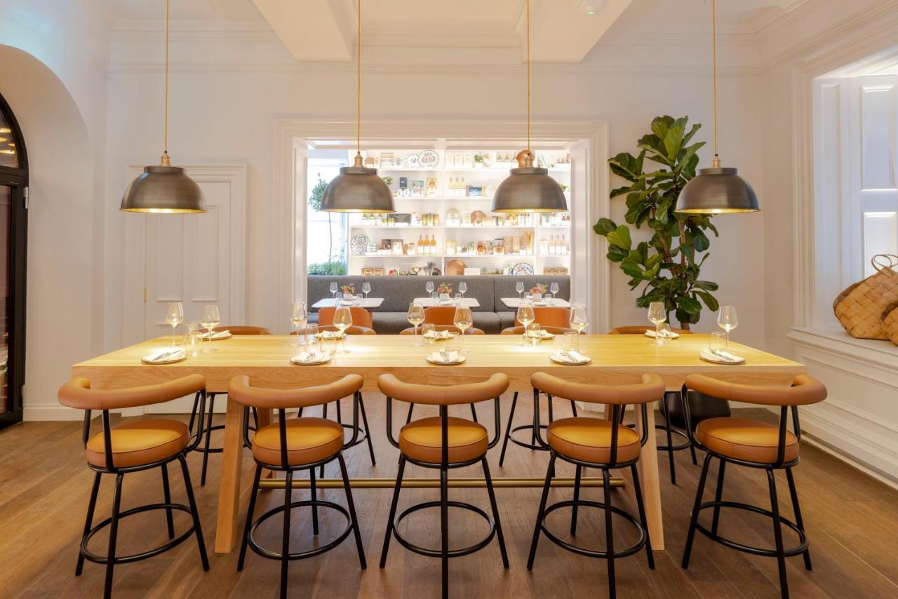 Virgin Hotels Εδιμβούργο Εξωτερικό φωτογραφία The bar at the restaurant